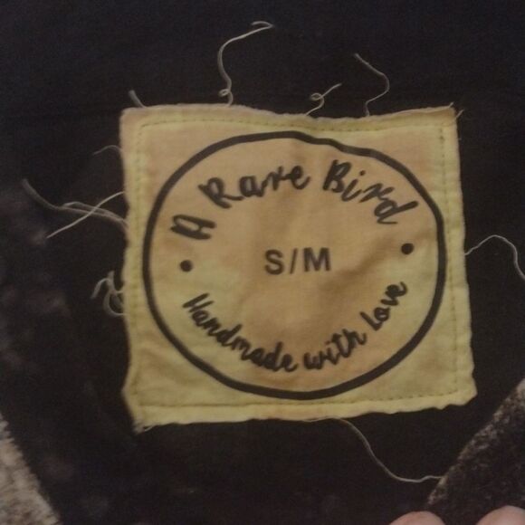 A rare bird handmade clothing flannel with roses embroidery size small medium - Picture 11 of 12